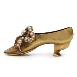 9ct Yellow Gold Antique Pearl 'Shoe' Brooch