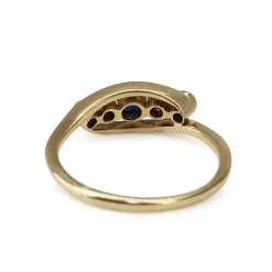 18ct Yellow Gold Antique Sapphire and Old Cut Diamond 5 Stone Ring