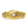 18ct Yellow Gold Antique Seed Peal Ring