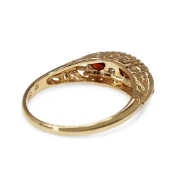 9ct Yellow Gold Antique Style 3 Stone Garnet and Diamond Ring