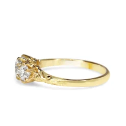 18ct Yellow Gold Antique Style 3 Stone Diamond Ring