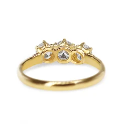18ct Yellow Gold Antique Style 3 Stone Diamond Ring