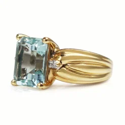 14ct Yellow Gold Aquamarine and Diamond Vintage Ring