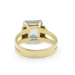 14ct Yellow Gold Aquamarine Solitaire Ring
