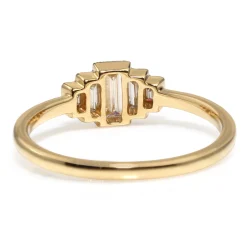 18ct Yellow Gold Baguette Diamond 5 Stone Ring
