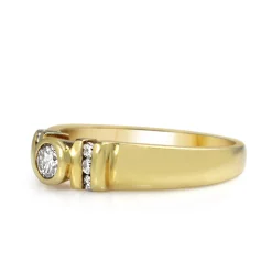 18ct Yellow Gold Bezel and Channel Set Diamond Ring