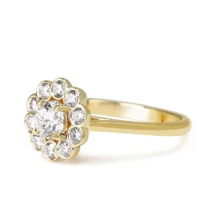 18ct Yellow Gold Diamond Daisy Style Ring