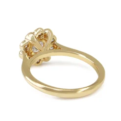 18ct Yellow Gold Diamond Daisy Style Ring