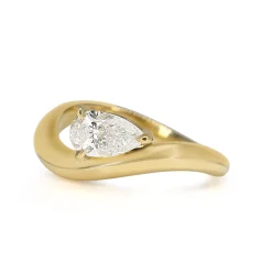 18ct Yellow Gold East West Pear Diamond Twist Diamond Ring