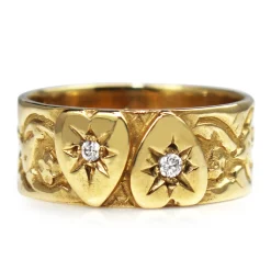 9ct Yellow Gold Engraved Double Heart Band