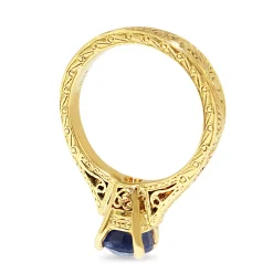 18ct Yellow Gold Engraved Sapphire Solitaire Ring