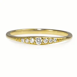 18ct Yellow Gold Fine Tapered Diamond Band Ring