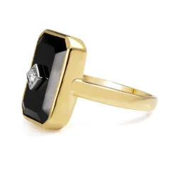 9ct Yellow Gold Large Rectangle Onyx and Diamond Ring