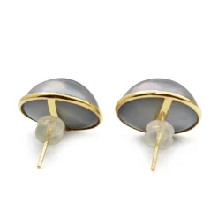 18ct Yellow Gold Mabé Pearl Stud Earrings