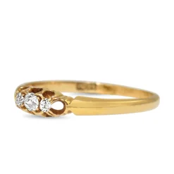 18ct Yellow Gold Old Cut Diamond Vintage 3 Stone Ring