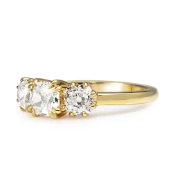 18ct Yellow Gold Old Cut Diamond 3 Stone Diamond Ring