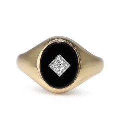 9ct Yellow Gold Onyx and Diamond Vintage Signet Ring