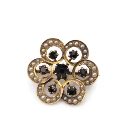 14ct Yellow Gold Onyx and Pearl Brooch