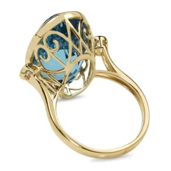 18ct Yellow Gold Topaz and Diamond 3 Stone Diamond Ring