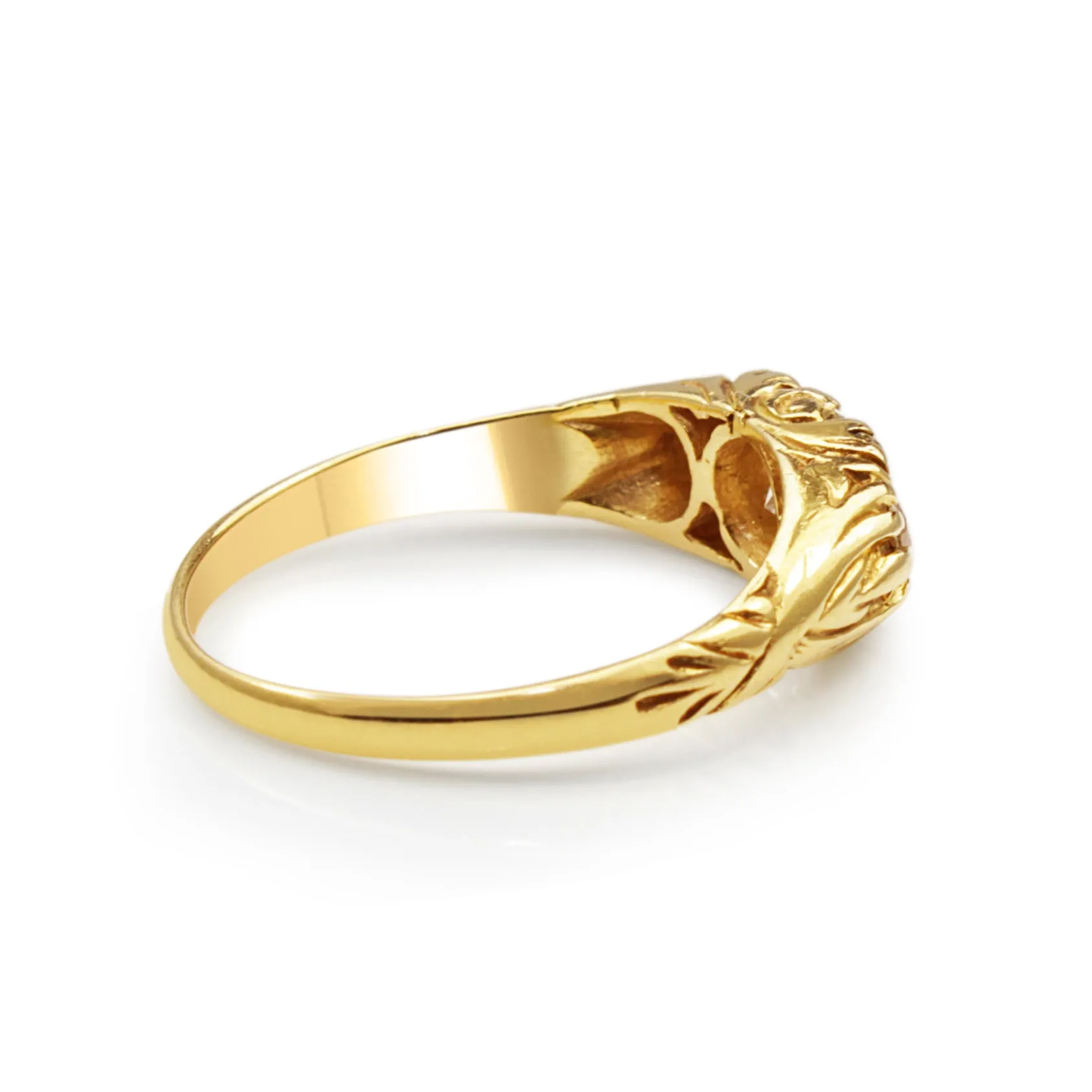 18ct Yellow Gold Vintage 3 Stone Diamond Ring