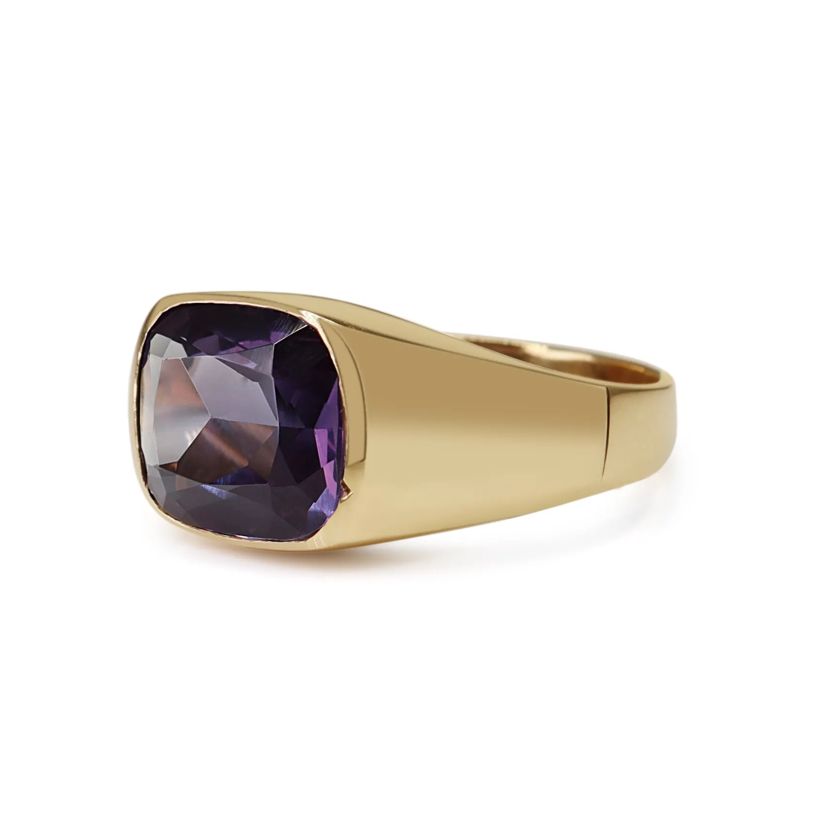 10ct Yellow Gold Vintage Amethyst Signet Ring
