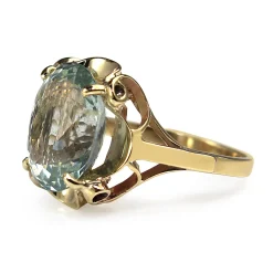 9ct Yellow Gold Vintage Aquamarine Ring