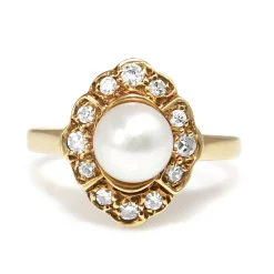 14ct Yellow Gold Vintage Cultured Pearl and Diamond Halo Ring