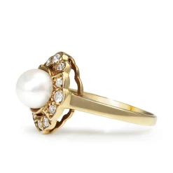 14ct Yellow Gold Vintage Cultured Pearl and Diamond Halo Ring