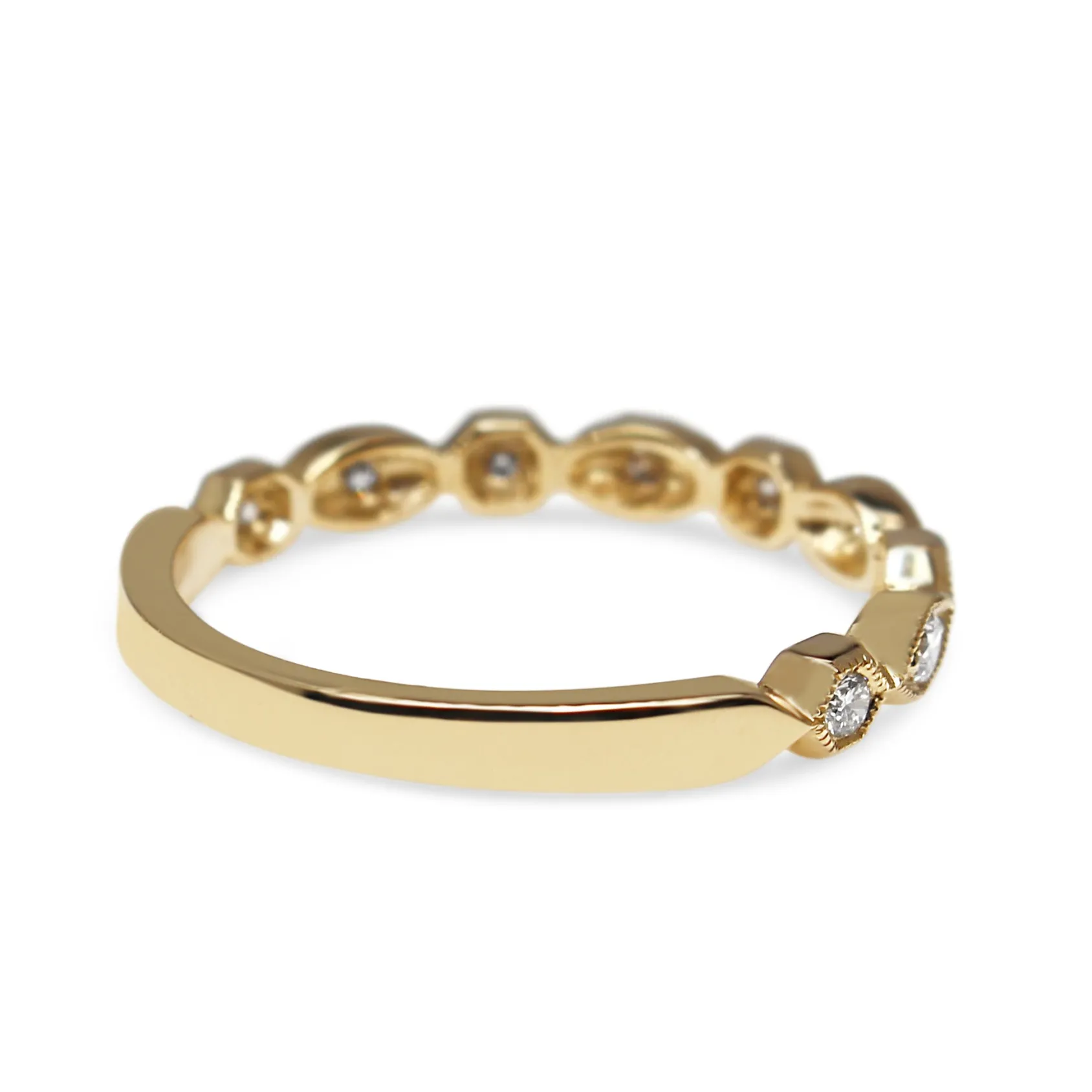 9ct Yellow Gold Vintage Style Diamond Band Ring