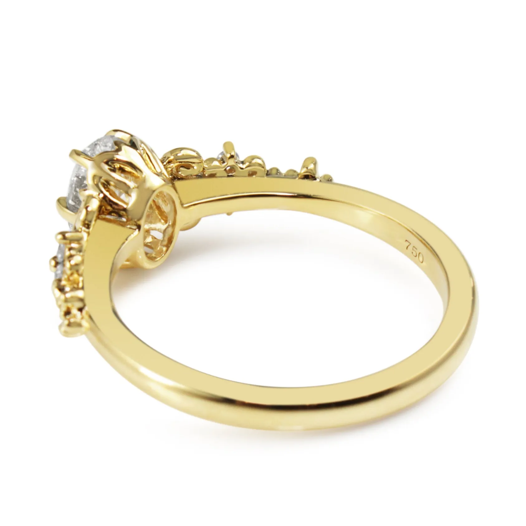 18ct Yellow Gold Vintage Style Oval Diamond Solitaire Ring