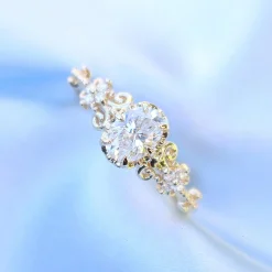18ct Yellow Gold Vintage Style Oval Diamond Solitaire Ring