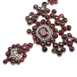 Garnet Gold Antique Garnet and Pearl Necklace