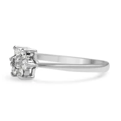 Platinum Diamond Flower Ring